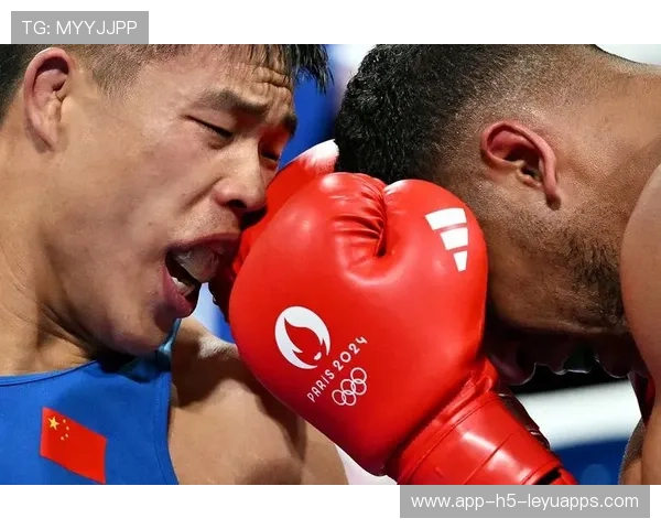 中国拳击小将国际比赛一战成名，引海外媒体关注
