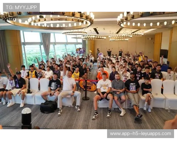 球迷活动:俱乐部推出线上观赛聚会增强粉丝互动,足球线上活动 球迷活动:俱乐部推出线上观赛聚会增强粉丝互动,足球线上活动